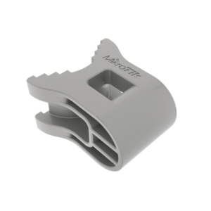 MIKROTIK QM-X (QM-X) Adaptador básico de montaje para poste