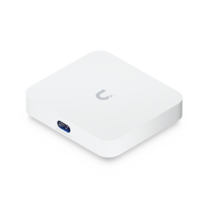 UBIQUITI UCG-ULTRA UniFi Cloud Gateway, Router multiWAN para balanceo/failover / Integra UniFi Network para administrar hasta 30 dispositivos UniFi, (1) puerto WAN 1/2.5 GbE y (4) puertos LAN GbE