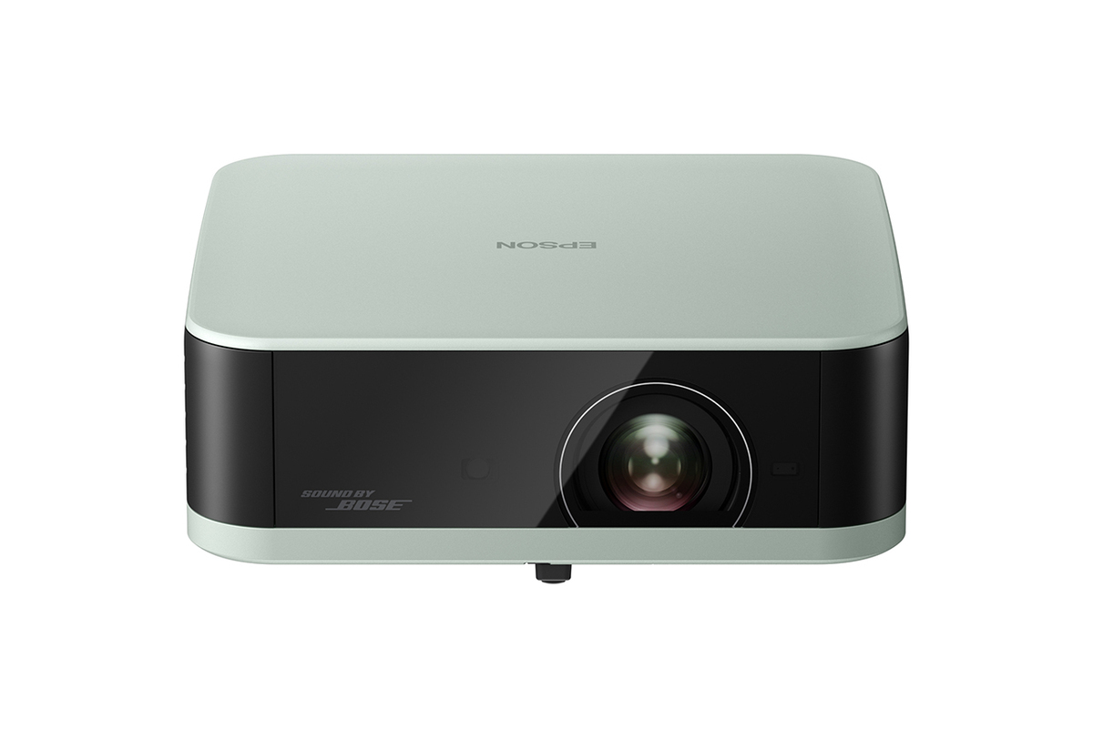 JFM Technology Front view of a compact projector with a central lens and SOUND BY BOSE branding on the front panel