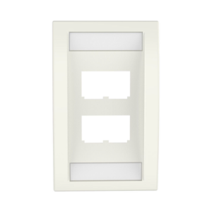 PANDUIT CFPE4IWY Placa de Pared Vertical Ejecutiva, Salida Para 4 Puertos Mini-Com, Con Espacios Para Etiquetas, Color Blanco Mate
