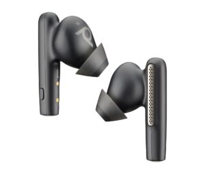 Audífono HP Poly Audífonos Poly Voyager Free 60+ UC, negro carbón + adaptador BT700 USB-C + estuche de carga con pantalla táctil