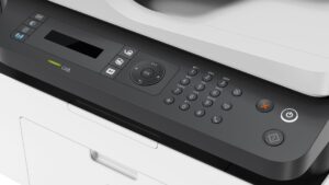 HP Laser 137fnw Conexiones inalámbricas Multifunction Blanco y negro Impresora, Copiadora, escáner; Doble cara